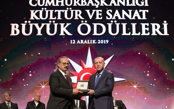 Cumhurbaşkanlığı Kültür ve Sanat Büyük Ödülleri sahiplerini buldu - Sputnik Türkiye