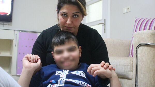 Engelli çocuğa şiddet soruşturmasında iddianame 1 yıl sonra mahkemeye ulaştı - Sputnik Türkiye