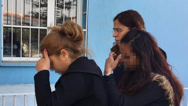 Hırsızlık şüphelileri minibüs beklerken yakalandı - Sputnik Türkiye