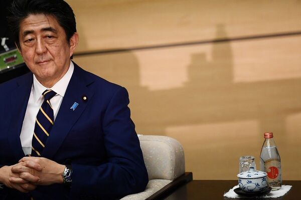 Ruhani:  Nükleer anlaşmaya taraf ülkeler ABD'yi doğru yola gelmeye mecbur edebilir - Sputnik Türkiye