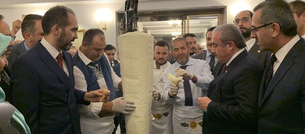 Meclis’te bütçe maratonuna Maraş dondurması ile nokta kondu - Sputnik Türkiye