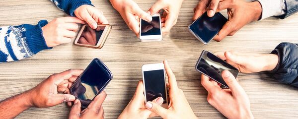 Sosyal medya, cep telefonu - Sputnik Türkiye