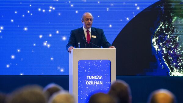 Tuncay Özilhan - Sputnik Türkiye