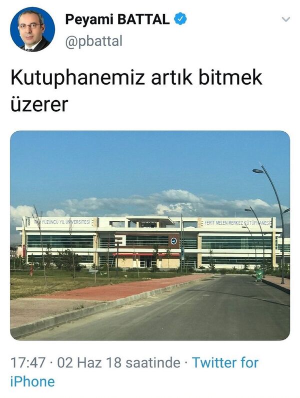 Üniversite öğrencileri: Kütüphane yok, bilgisayarlar yetersiz ‘kendi bilgisayarlarınızı getirin’ diyorlar - Sputnik Türkiye