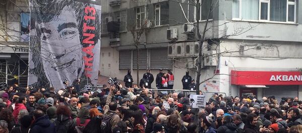 Hrant Dink ölümünün 13. yılında anıldı - Sputnik Türkiye