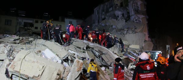 Elazığ'da 6.8 büyüklüğünde deprem - Sputnik Türkiye