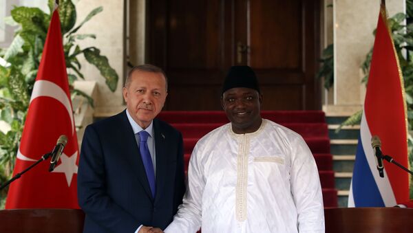 Türkiye Cumhurbaşkanı Recep Tayyip Erdoğan ve Gambiya Cumhurbaşkanı Adama Barrow - Sputnik Türkiye