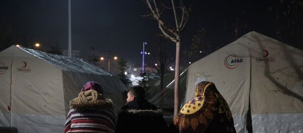 Elazığ depremi, çadırdaki depremzedeler, AFAD, çadır - Sputnik Türkiye