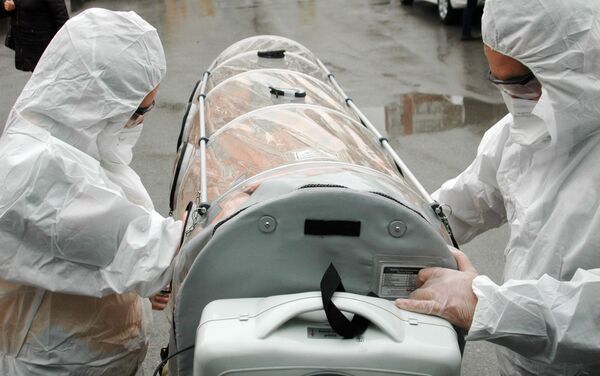 Sağlık Bakanlığı, koronavirüs taşıyan hastaların naklinde negatif basınçlı sedyeler kullanacak. - Sputnik Türkiye