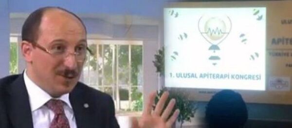 Kendisini ‘beyin cerrahı’ olarak tanıtarak vatandaşları dolandıran sahte profesör Cüneyt Turan - Sputnik Türkiye