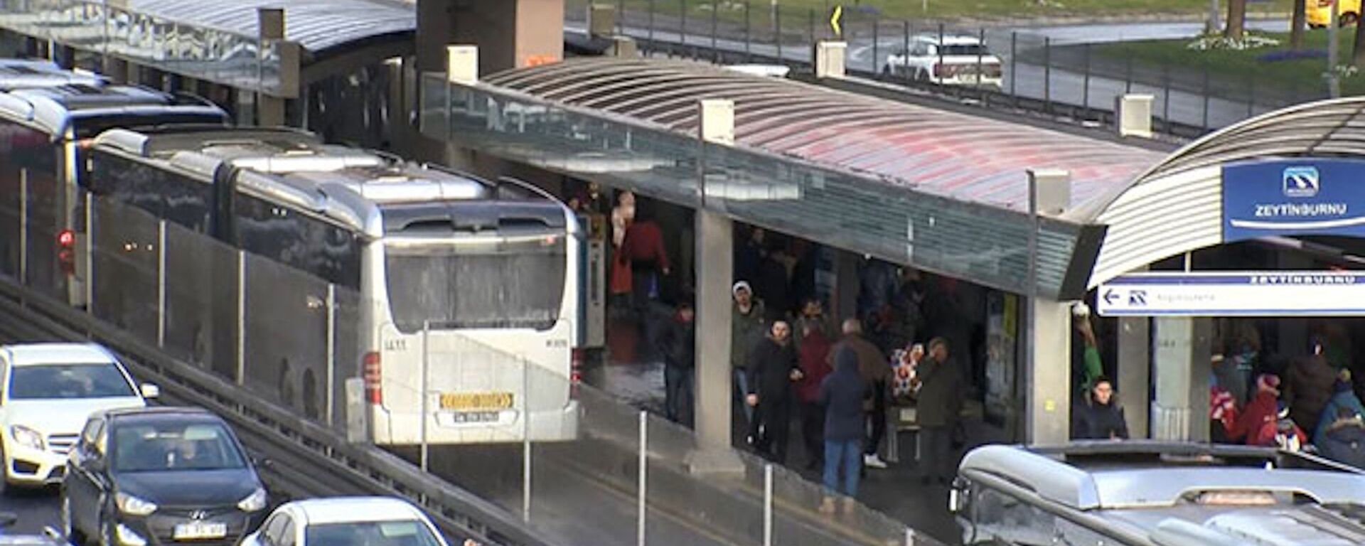 Metrobüs kazası - Sputnik Türkiye, 1920, 30.05.2025