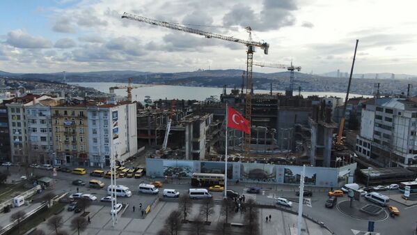 2008 yılından itibaren kullanılmayan bina 2018 yılında yeniden projelendirdi. Eskiyen yapı yıkıldı, yenisinin temelleri Cumhurbaşkanı Recep Tayyip Erdoğan tarafından 10 Şubat 2019'da atıldı. Yeni AKM aslına uygun olarak tasarlandı. Projeyi, eski binanın mimarı Hayati Tabanlıoğlu'nun oğlu Murat Tabanlıoğlu çizdi. - Sputnik Türkiye