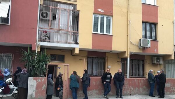 İzmir'de genç bir kadın banyoda ölü bulundu - Sputnik Türkiye