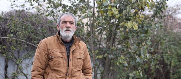 Konya'da sevgilisi Ayşe D.'yi döverken, müdahale etmek isteyen Kadir Şeker ile arasında geçen arbedede ölen Özgür Duran'ın babası Cengiz Duran - Sputnik Türkiye