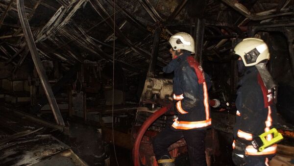 Ankara’nın Akyurt ilçesinde bir makine üretim fabrikasında çıkan yangın hasara neden oldu. - Sputnik Türkiye