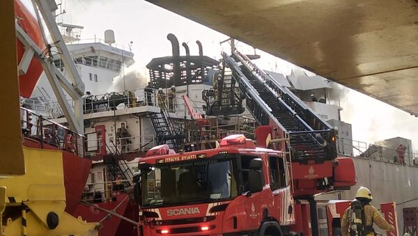 Tuzla'da bakım yapılan gemide çıkan yangın söndürüldü - Sputnik Türkiye