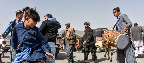 Afganistan'da ABD ile Taliban arasındaki 18 aylık barış görüşmeleri kapsamında anlaşmaya varılan 7 günlük ateşkes bugün başladı.  - Sputnik Türkiye