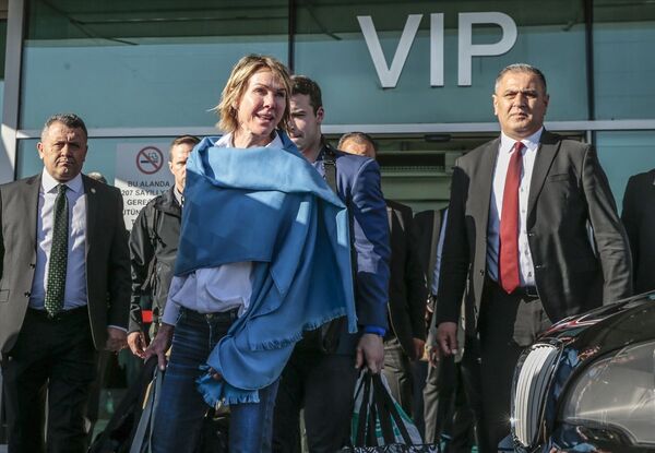 Trump'ın Suriye Özel Temsilcisi Jeffrey ile  ABD'nin BM Daimi Temsilcisi Craft Türkiye'de - Sputnik Türkiye