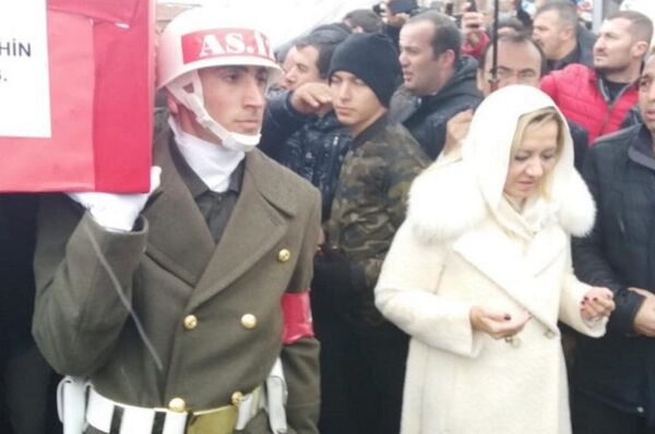 AK Parti'den İYİ Parti Isparta Milletvekili Cesur'un 'Salda Gölü' açıklamalarına tepki - Sputnik Türkiye