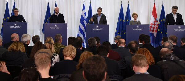 David-Maria Sassoli, Charles Michel, Kyriakos Miçotakis, Ursula von der Leyen ve Hırvat Başbakan Andrej Plenkovic, Yunanistan'ın Türkiye sınırındaki basın toplantısında - Sputnik Türkiye