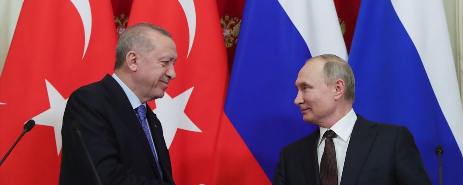 Türkiye Cumhurbaşkanı Recep Tayyip Erdoğan ile Rusya Devlet Başkanı Vladimir Putin - Sputnik Türkiye, 1920, 28.09.2021
