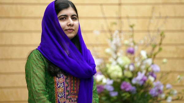 Лауреат Нобелевской премии мира Малала Юсуфзай в Токио - Sputnik Türkiye