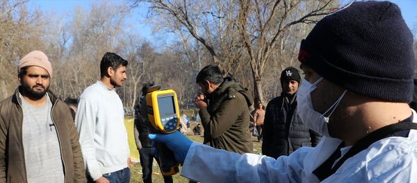 Edirne'deki sığınmacılar sağlık taramasından geçiriliyor - Sputnik Türkiye