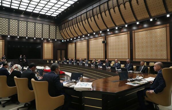 Cumhurbaşkanlığı Külliyesi'nde 'koronavirüs' toplantısı - Sputnik Türkiye