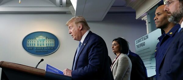 Trump, Koronavirüs Görev Gücü basın toplantısı Trump, Koronavirüs Görev Gücü basın toplantısı - Sputnik Türkiye