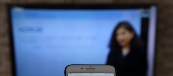 Yüz yüze eğitime verilen 1 haftalık aranın ardından ilkokul, ortaokul ve lise öğrencileri için TRT-EBA TV ile Eğitim Bilişim Ağı (EBA) üzerinden uzaktan eğitim dersleri başladı. - Sputnik Türkiye