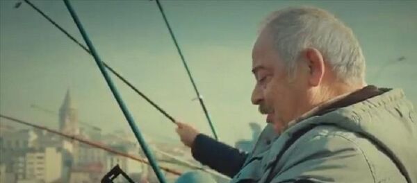 İçişleri Bakanlığı'ndan sanal dolandırıcılığa karşı kamu spotlu uyarı İçişleri Bakanlığı'ndan sanal dolandırıcılığa karşı kamu spotlu uyarı - Sputnik Türkiye