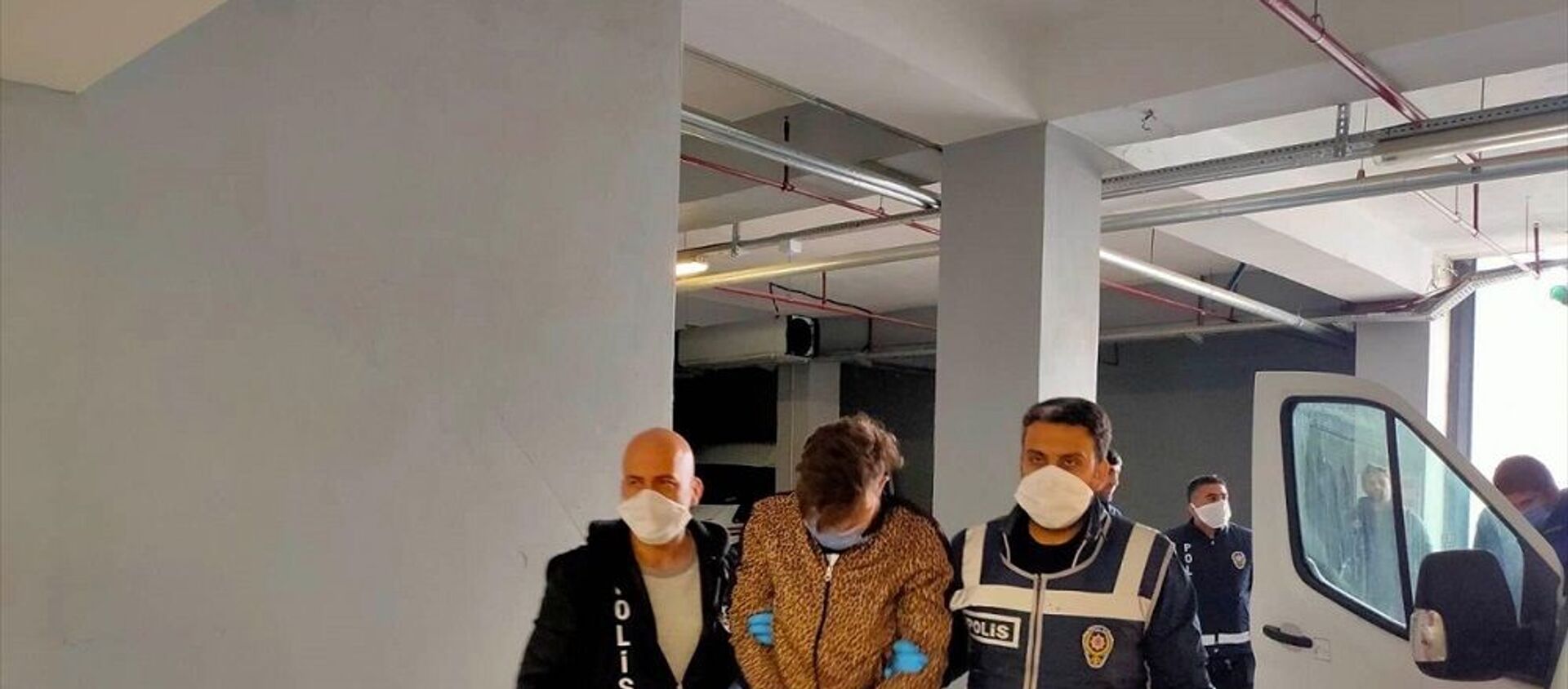 Bolu'da karantinaya alındıkları yurttan sosyal medya paylaşımı yapan 3 kişiden 2'si tutuklandı - Sputnik Türkiye, 1920, 30.03.2020