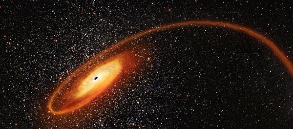 Gök bilimciler, orta büyüklükte bir kara deliğin bugüne kadarki en güçlü kanıtını keşfetti.  - Sputnik Türkiye