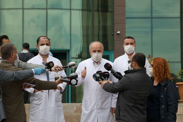 Diyarbakır’da koronavirüsü yenen 12 kişi taburcu edildi - Sputnik Türkiye