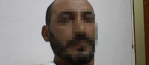 Evli olduğu kadını tornavidayla 11 yerinden yaraladı, kaçtıktan sonra 'Kurşuna dizeceğim' paylaşımı yaptı - Sputnik Türkiye