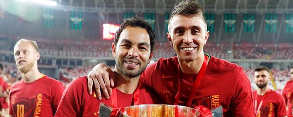 Selçuk İnan - Muslera - Sputnik Türkiye