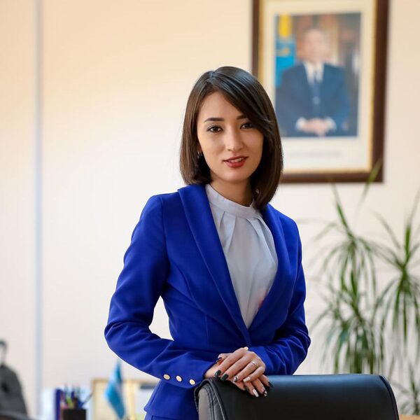 Kazakistan Başbakanlık Sözcüsü Zarina Nurlanova - Sputnik Türkiye