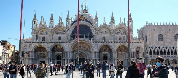 İtalya-sokağa çıkma yasağı kademeli olarak gevşetildi - Sputnik Türkiye