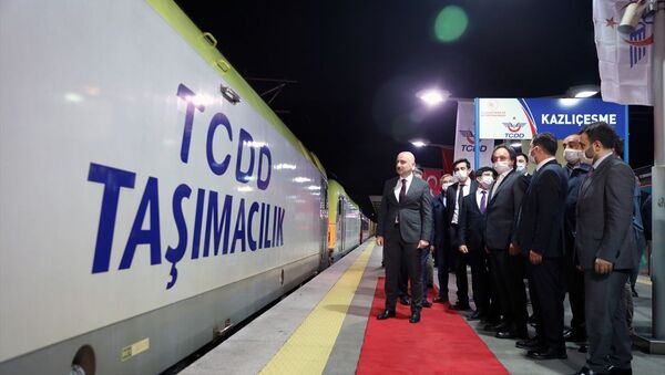 Gaziantep'ten Çorlu'ya plastik ham madde taşıyan yük treni - Sputnik Türkiye