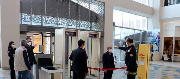 Erzurum - AVM -  alışveriş merkezleri - maske - koronavirüs - sosyal mesafe - - Sputnik Türkiye