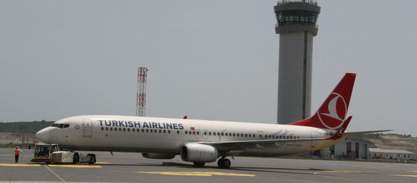 THY'nin 9 milyon sembolik yolculu 19 Mayıs özel uçuşu başladı - Sputnik Türkiye