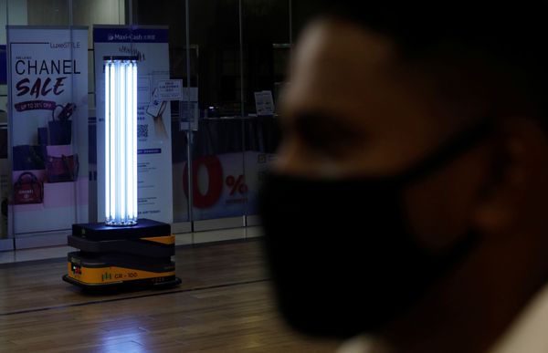 Singapur'da akıllı robotla salgına 'savaş açıldı' - Sputnik Türkiye