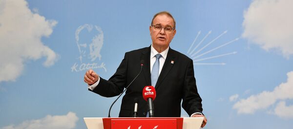 Faik Öztrak - Sputnik Türkiye