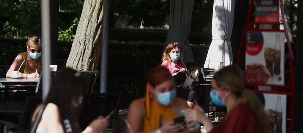 İspanya - Madrid- Maske -  koronavirüs - Sputnik Türkiye