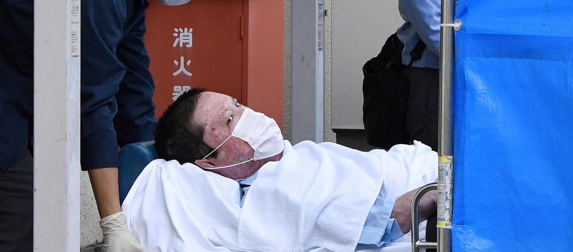 Japonya'nın Kyoto bölgesindeki animasyon stüdyosunda geçen yıl kundaklama sonucu çıkan ve 36 kişinin ölümüyle sonuçlanan yangından sorumlu tutulan Shinji Aoba, gördüğü yanık tedavisinin ardından yeterince iyileştiğine hükmedilmesiyle birlikte aylar sonra tutuklandı. - Sputnik Türkiye, 1920, 27.05.2020