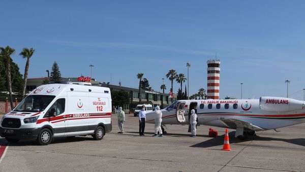 Rusya'daki Türk hasta, ambulans uçakla Türkiye'ye getirildi - Sputnik Türkiye