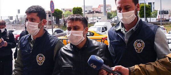 Hrant Dink Vakfı'na tehdit içerikli mesaj gönderdiği gerekçesiyle gözaltına alınan E.B. - Sputnik Türkiye