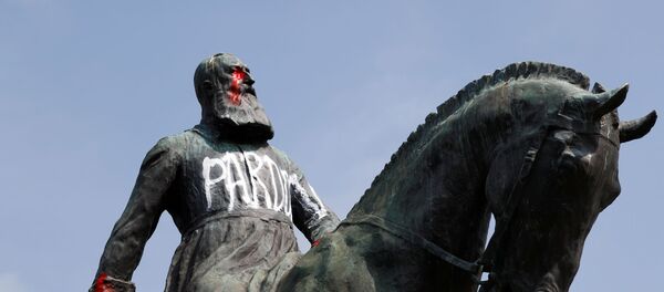 Brüksel'de Kral 2. Leopold'un heykeli  - Sputnik Türkiye