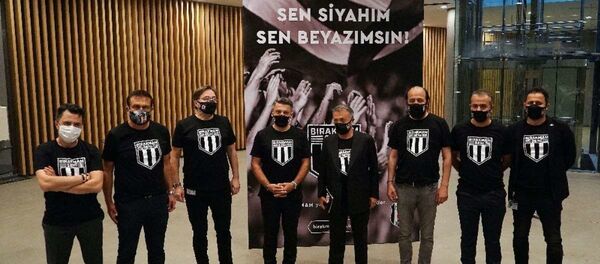 Beşiktaş - Bırakmam Seni - Sputnik Türkiye