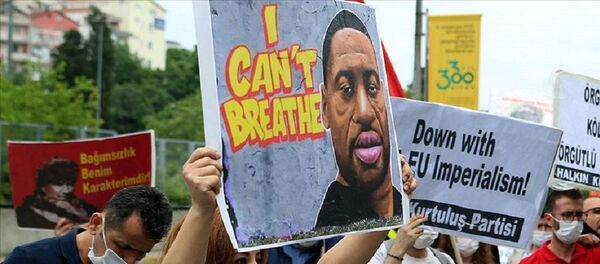 ABD'nin İstanbul Başkonsolosluğu önünde George Floyd protestosu ABD'nin İstanbul Başkonsolosluğu önünde George Floyd protestosu - Sputnik Türkiye